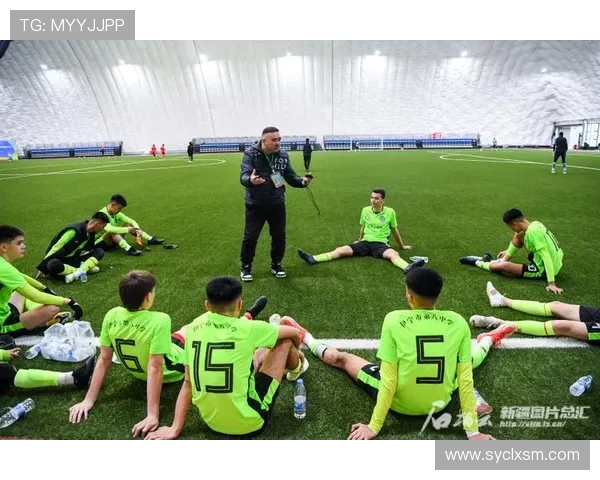 绿茵逐梦激情燃烧见证足球精神与团队力量的辉煌瞬间 绿茵逐梦激情燃烧见证足球精神与团队力量的辉煌瞬间